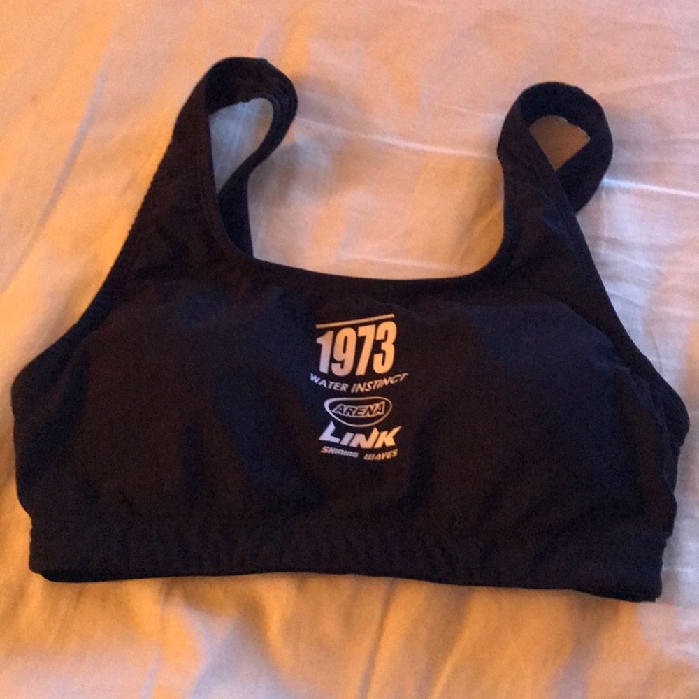 Black water instinct top